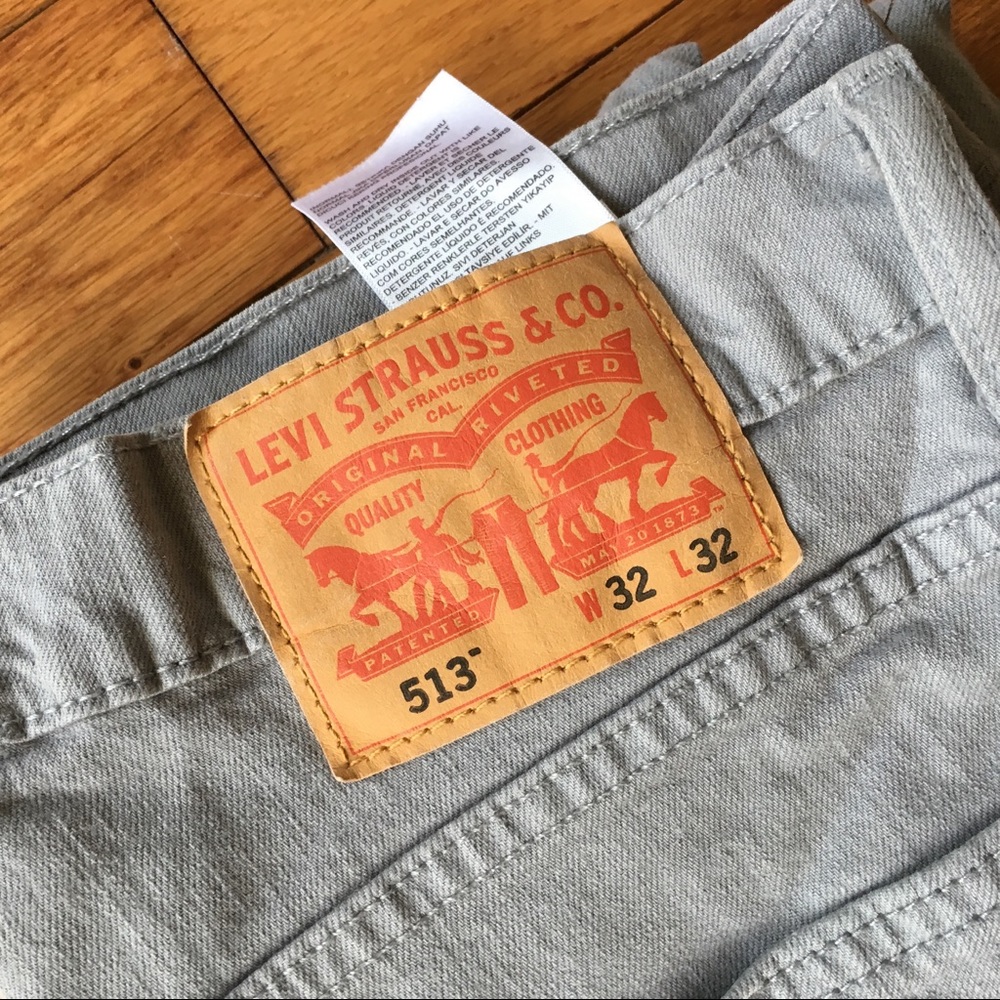 32x32 513 men’s Levi’s gray like new 🤘🏼🤪